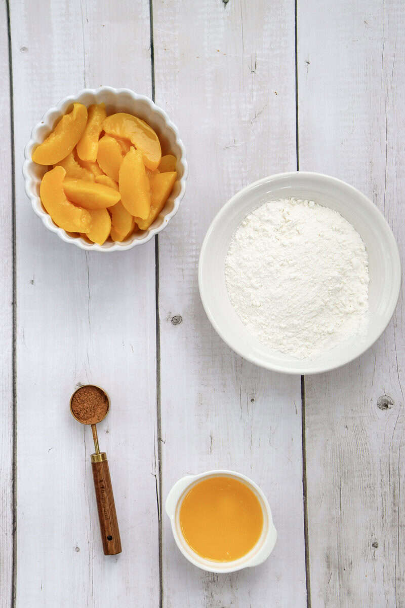ingredients for skillet peach dump cake