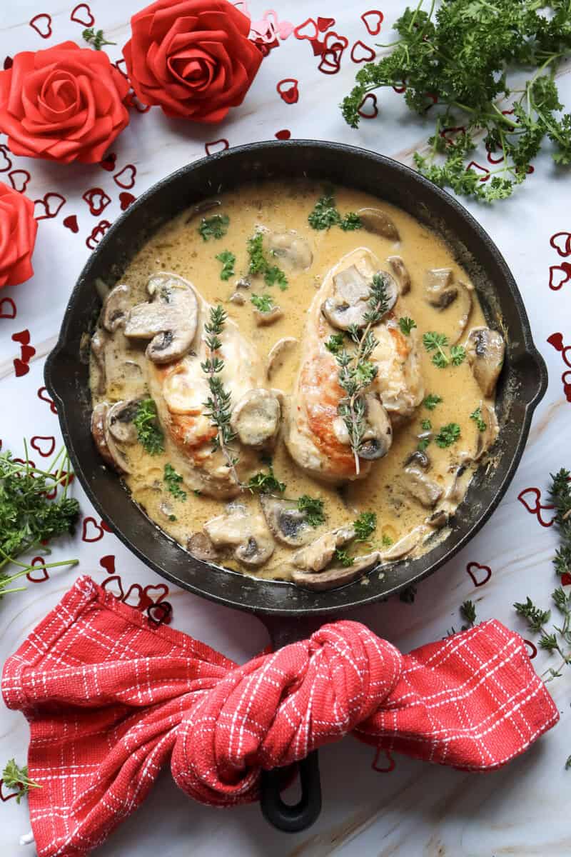 Mushroom White Wine Marry Me Chicken in a cast iron skillet