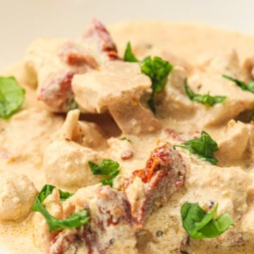 marry me chicken in a bowl with sun dried tomato